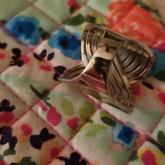 Silver ring - Picture 3 of 5